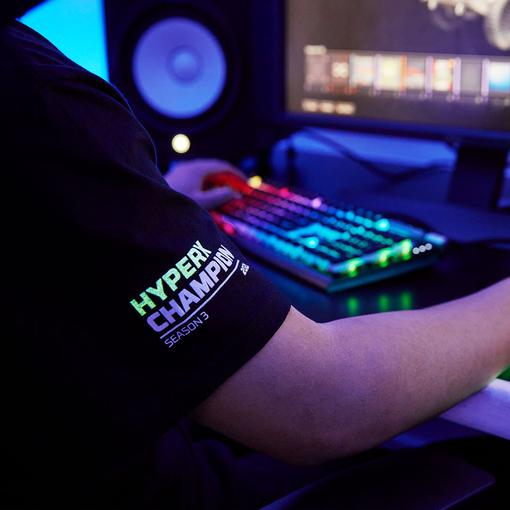 HyperX и Champion анонсировали Glow in the Dark: лимитированная коллекция светящейся одежды для геймеров с ценником от $30
HyperX и Champion анонсировали Glow in the Dark: лимитированная коллекция светящейся одежды для геймеров с ценником от $30