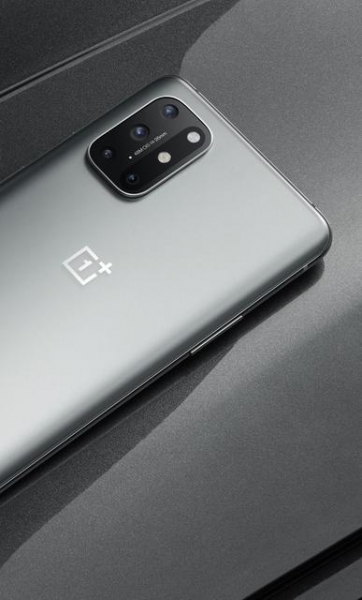 
						OnePlus 8T: экран с частотой обновления 120 Гц и Always On Display, 65 Вт быстрая зарядка и Snapdragon 865 за &euro;600
					