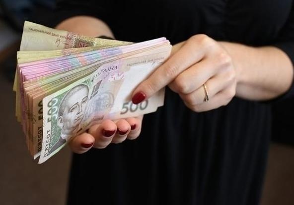 Что надо сделать для роста зарплат в Украине: мнение экономиста Что надо сделать для роста зарплат в Украине: мнение экономиста