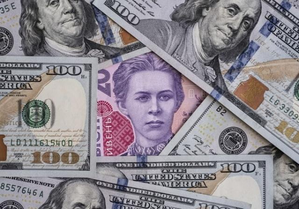 Что происходит с долларом и евро после Дня Независимости: надо покупать Что происходит с долларом и евро после Дня Независимости: надо покупать