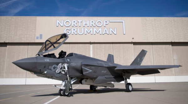 Northrop Grumman создаёт радар нового поколения AN/APG-85 для истребителя F-35 Lightning II, который поможет обеспечить превосходство в воздухе
Northrop Grumman создаёт радар нового поколения AN/APG-85 для истребителя F-35 Lightning II, который поможет обеспечить превосходство в воздухе