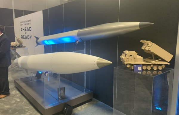 Lockheed Martin протестировала высокоточную ракету ER GMLRS для M142 HIMARS и M270 MLRS с дальностью пуска 150 км
Lockheed Martin протестировала высокоточную ракету ER GMLRS для M142 HIMARS и M270 MLRS с дальностью пуска 150 км