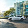 BMW раскрыла подробности электрокара i4: две комплектации, запас хода до 590 км, поддержка быстрой зарядки, 5G и ценник от $55 400
BMW раскрыла подробности электрокара i4: две комплектации, запас хода до 590 км, поддержка быстрой зарядки, 5G и ценник от $55 400