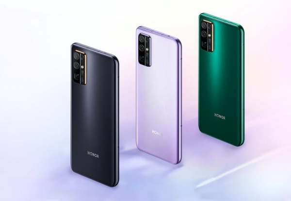 Honor 30, Honor 30 Pro и Honor 30 Pro+: флагманская линейка смартфонов с чипами Kirin 985/990, 5G, OLED-дисплеями на 60/90 Гц, без сервисов Google и ценником от $424
Honor 30, Honor 30 Pro и Honor 30 Pro+: флагманская линейка смартфонов с чипами Kirin 985/990, 5G, OLED-дисплеями на 60/90 Гц, без сервисов Google и ценником от $424