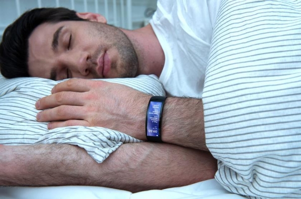 
						Смарт-часы Amazfit X с изогнутым AMOLED-дисплеем, GPS и защитой от воды появились на Indiegogo c ценником в $149
					