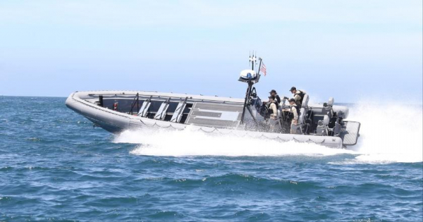 
							Украинская разведка хочет обменять Porsche Panamera S e-Hybrid на катера Sea Force 1100, разработанные для ВМС США
						