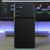 
						Хоть бы не сглазить: Samsung Galaxy S22 Ultra показали на рендерах со слотом microSD, 3,5 мм разъемом и подэкранной камерой
					