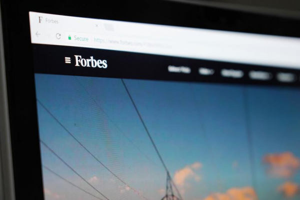 Forbes запустил бета-версию поиска на основе ИИ для персонализированных рекомендаций
Forbes запустил бета-версию поиска на основе ИИ для персонализированных рекомендаций