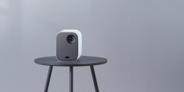 Xiaomi Mi Smart Projector 2: компактный проектор с Dolby Audio, Android TV и Google Assistant за €600
Xiaomi Mi Smart Projector 2: компактный проектор с Dolby Audio, Android TV и Google Assistant за €600