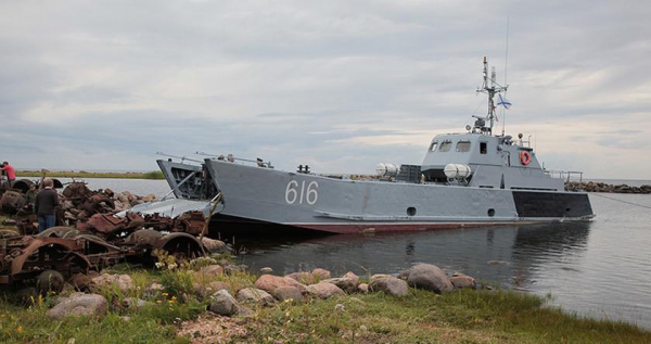 Украинские морские дроны полностью уничтожили российские десантные корабли проектов «Серна» и «Акула» в Крыму
Украинские морские дроны полностью уничтожили российские десантные корабли проектов «Серна» и «Акула» в Крыму