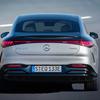 
						Первый в мире представительский электрокар: Mercedes-Benz официально представила модель EQS с запасом хода до 770 км, цена стартует от $110000
					