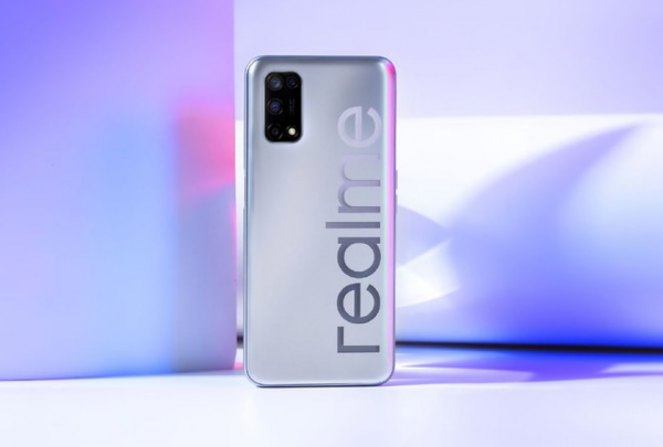 
						Realme V5 заметили в TENAA: 6.5-дюймовый дисплей, квадро-камера на 48 Мп и батарея на 5000 мАч
					