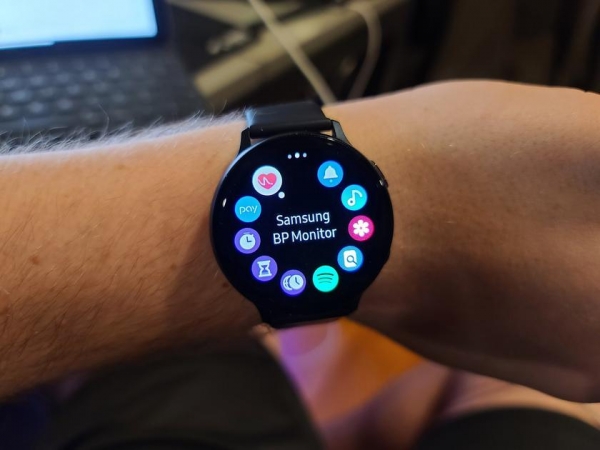 Samsung получила разрешение на активацию датчика ЭКГ в смарт-часах Galaxy Watch Active 2
Samsung получила разрешение на активацию датчика ЭКГ в смарт-часах Galaxy Watch Active 2
