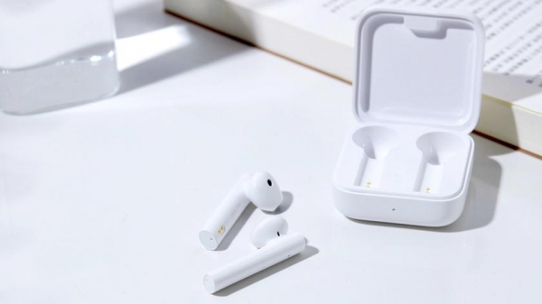 Xiaomi Mi True Wireless Earphones 2 Basic: беспроводные наушники с шумоподавлением и автономностью до 20 часов за €40 (1299 грн)
Xiaomi Mi True Wireless Earphones 2 Basic: беспроводные наушники с шумоподавлением и автономностью до 20 часов за €40 (1299 грн)