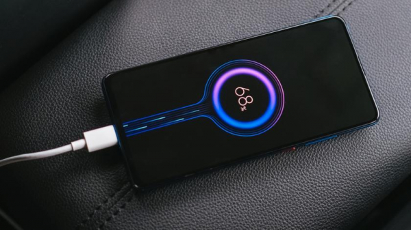 Xiaomi развенчала миф о том, что ее 200-ваттная зарядка опасна и вредит аккумулятору
Xiaomi развенчала миф о том, что ее 200-ваттная зарядка опасна и вредит аккумулятору