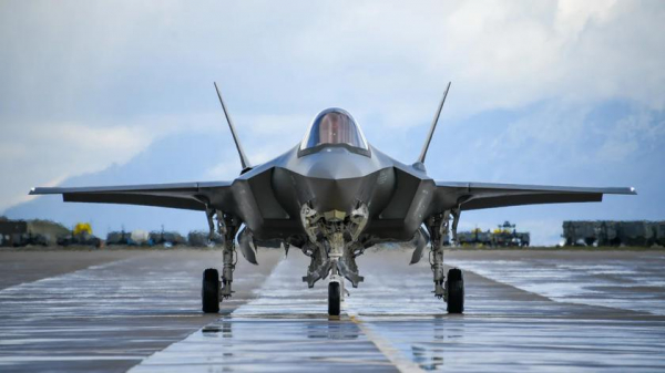 Гармонический резонанс вывел из строя двигатель F135 за несколько лет до аварии истребителя F-35B в Техасе
Гармонический резонанс вывел из строя двигатель F135 за несколько лет до аварии истребителя F-35B в Техасе