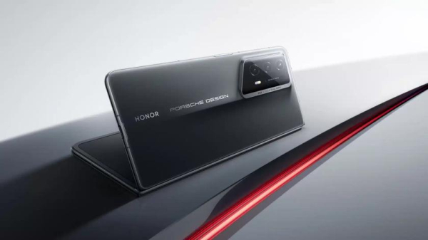 Премиальный складной смартфон Honor Magic V2 RSR Porsche Design поступает в продажу в Европе за €2700 — на €700 дороже обычного Magic V2 Премиальный складной смартфон Honor Magic V2 RSR Porsche Design поступает в продажу в Европе за €2700 — на €700 дороже обычного Magic V2
