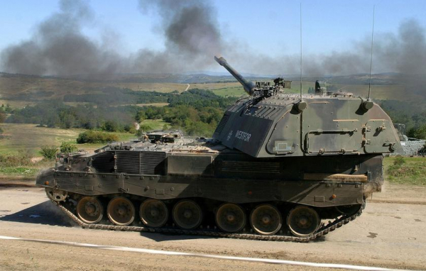 Украина получит шесть 155-мм САУ Panzerhaubitze 2000 от Нидерландов и Германии
Украина получит шесть 155-мм САУ Panzerhaubitze 2000 от Нидерландов и Германии