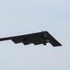 США подняли в небо одновременно 40% флота ядерных бомбардировщиков B-2 Spirit стоимостью более $2 млрд
США подняли в небо одновременно 40% флота ядерных бомбардировщиков B-2 Spirit стоимостью более $2 млрд