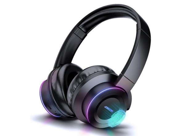 
						Joyroom H16: накладные Bluetooth-наушники с RGB-подсветкой за $39
					