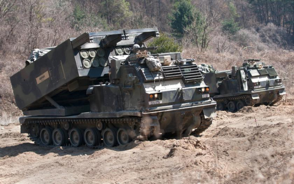 
							Почему так много говорят про MLRS M270 и M142 HIMARS? Разбираемся почему они важны, какие ракеты используют и как могут изменить ход войны
						