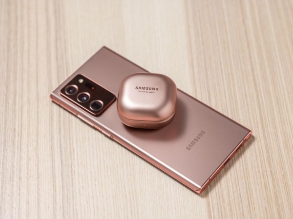 
						Samsung Galaxy Buds Live: беспроводные наушники в форме бобов с шумоподавлением и быстрой зарядкой за $170
					