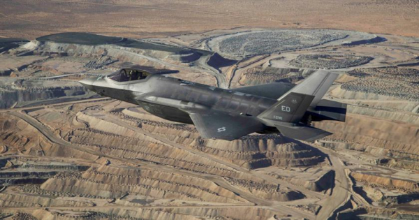 Lockheed Martin обещает, что возможности модернизации TR-3 для истребителей пятого поколения F-35 Lightning II стоят ожидания
Lockheed Martin обещает, что возможности модернизации TR-3 для истребителей пятого поколения F-35 Lightning II стоят ожидания