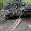 Вооружённые Силы Украины впервые захватили сверхсовременный российский танк Т-90М Прорыв
Вооружённые Силы Украины впервые захватили сверхсовременный российский танк Т-90М Прорыв