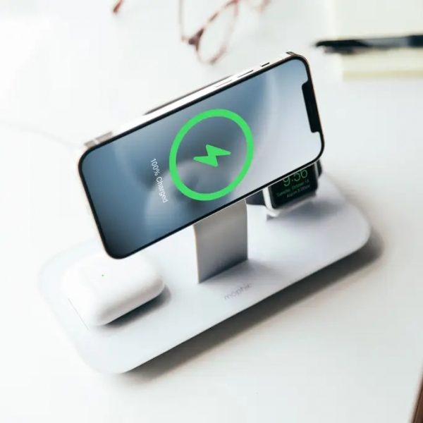 
						Mophie представила беспроводную зарядку MagSafe 3-в-1 для iPhone, Apple Watch и AirPods
					