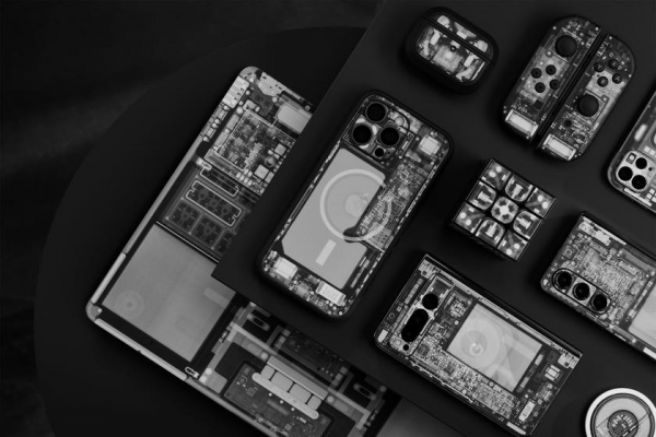 
							Битва &laquo;внутренностей&raquo;: Dbrand и&nbsp;блогер JerryRigEverything обвиняют Casetify в&nbsp;плагиате чехлов для смартфонов
						