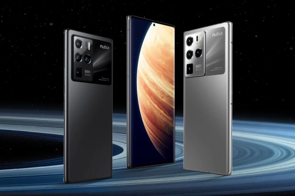 
						ZTE Nubia Z30 Pro: без подэкранной камеры, но с тремя датчиками по 64 МП, 144 Гц дисплеем и 120 Вт зарядкой за $770
					