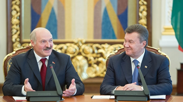 Эксперт назвал общую черту Лукашенко и Януковича Эксперт назвал общую черту Лукашенко и Януковича
