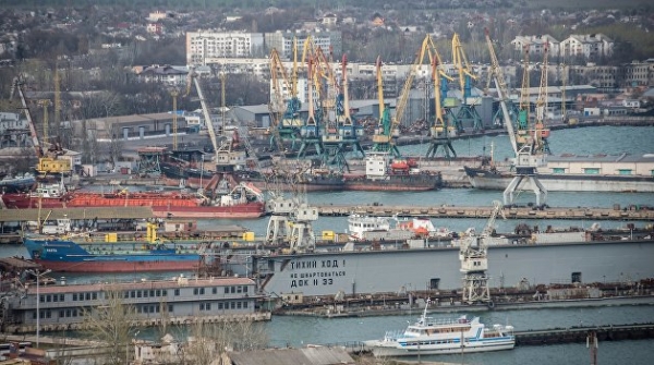 Эксперт сказал, как восстановить разрушенную при Украине керченскую промышленность Эксперт сказал, как восстановить разрушенную при Украине керченскую промышленность