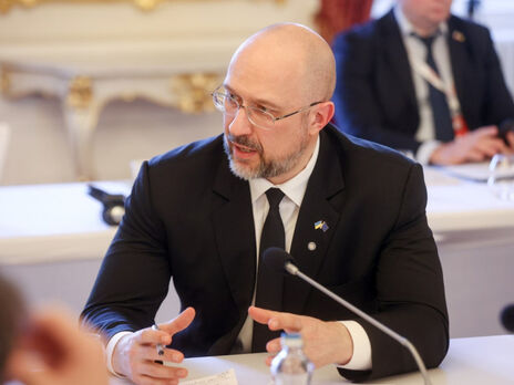Европейский инвестиционный банк перечислил Украине дополнительные €550 млн – Шмыгаль Европейский инвестиционный банк перечислил Украине дополнительные €550 млн – Шмыгаль