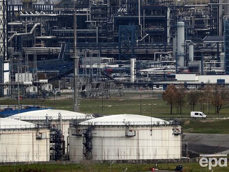 Евросоюз договорился о ценовом "потолке" на российскую нефть Евросоюз договорился о ценовом "потолке" на российскую нефть