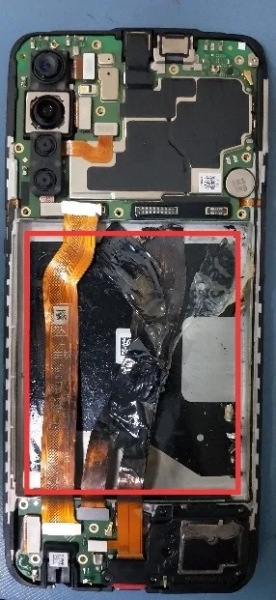 
						Realme XT взорвался через 24 часа после покупки
					