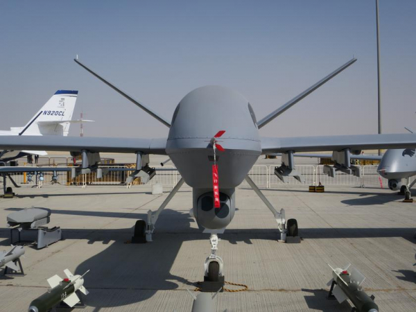 Китай испытал разведывательно-ударный дрон GJ-2 – он может 20 часов летать на скорости 370 км/ч
Китай испытал разведывательно-ударный дрон GJ-2 – он может 20 часов летать на скорости 370 км/ч