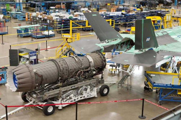 Истребители F-35 Lightning II сохранят двигатели F135, если не произойдёт ничего катастрофического
Истребители F-35 Lightning II сохранят двигатели F135, если не произойдёт ничего катастрофического