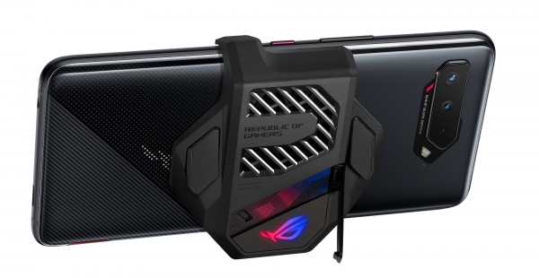 
						ASUS ROG Phone 5: три версии, чип Snapdragon 888, 18 ГБ ОЗУ, экран ROG Vision на задней стороне и ценник от 800 евро
					
