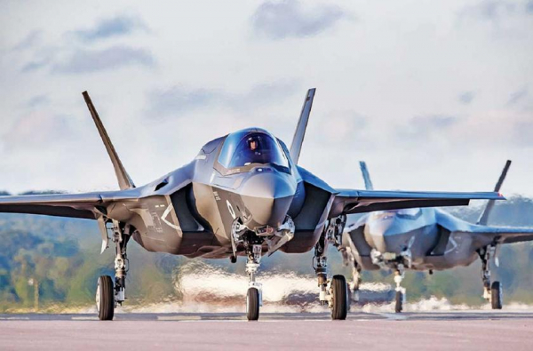 Австрия хочет заменить истребители Eurofighter Typhoon на F-35 Lightning II
Австрия хочет заменить истребители Eurofighter Typhoon на F-35 Lightning II