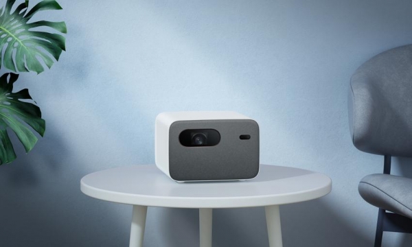 Xiaomi Mi Smart Projector 2 Pro: FHD проектор с Android TV и Google Assistant за €1000
Xiaomi Mi Smart Projector 2 Pro: FHD проектор с Android TV и Google Assistant за €1000