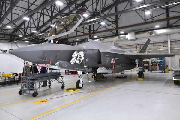 ВВС США используют самолёт F-35 с миниатюрным прибором QRIP стоимостью $230 000 для сбора полётных данных вместо системы за $25 млн – устройство может появиться на ядерном бомбардировщике B-21 Raider и MQ-9 Reaper
ВВС США используют самолёт F-35 с миниатюрным прибором QRIP стоимостью $230 000 для сбора полётных данных вместо системы за $25 млн – устройство может появиться на ядерном бомбардировщике B-21 Raider и MQ-9 Reaper