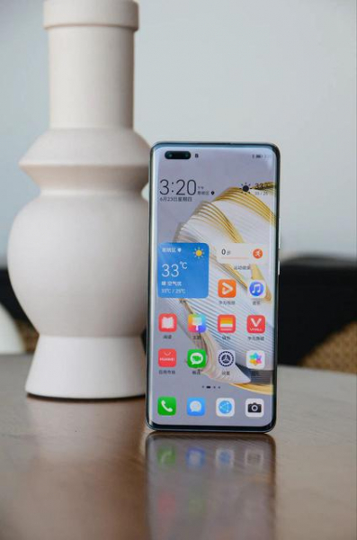 Snapdragon 7 Gen1, 100-Вт зарядка, камеры на 50 МП и 60 МП – опубликованы характеристики и реальные фотографии Huawei nova 10
Snapdragon 7 Gen1, 100-Вт зарядка, камеры на 50 МП и 60 МП – опубликованы характеристики и реальные фотографии Huawei nova 10