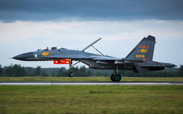 Китайский истребитель J-11 с четырьмя ракетами «воздух-воздух» преследовал американский самолёт P-8A Poseidon с журналистами Wall Street Journal на борту
Китайский истребитель J-11 с четырьмя ракетами «воздух-воздух» преследовал американский самолёт P-8A Poseidon с журналистами Wall Street Journal на борту