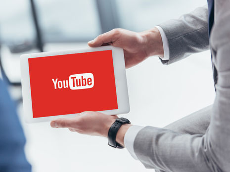Google опубликовал список запрещенных тем о коронавирусе на YouTube Google опубликовал список запрещенных тем о коронавирусе на YouTube