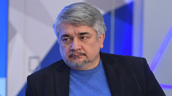 Ищенко объяснил, что конкретно сделает Румыния, когда придет пора делить Украину