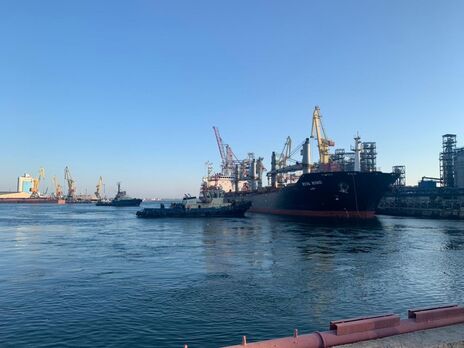 Из порта Черноморска вышло еще два судна с продовольствием – минобороны Турции Из порта Черноморска вышло еще два судна с продовольствием – минобороны Турции