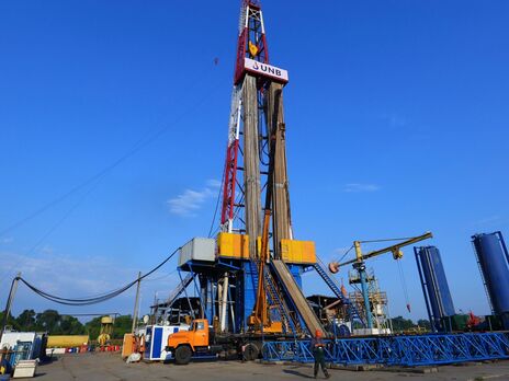 Кабмин передал "Укрнефтебурение" в управление "Укрнефти"