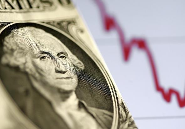 Курс валют на субботу: гривна продолжает падать к доллару [инфографика]