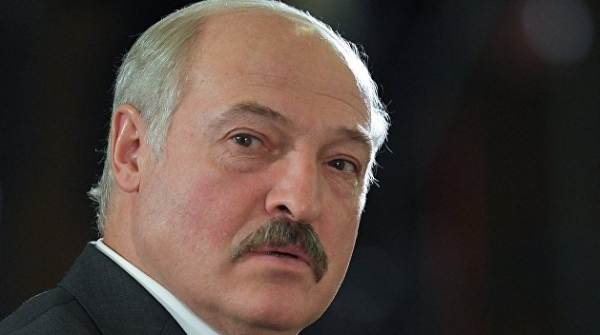 Лукашенко пожаловался на нечистоплотные методы ведения предвыборной борьбы противников Лукашенко пожаловался на нечистоплотные методы ведения предвыборной борьбы противников
